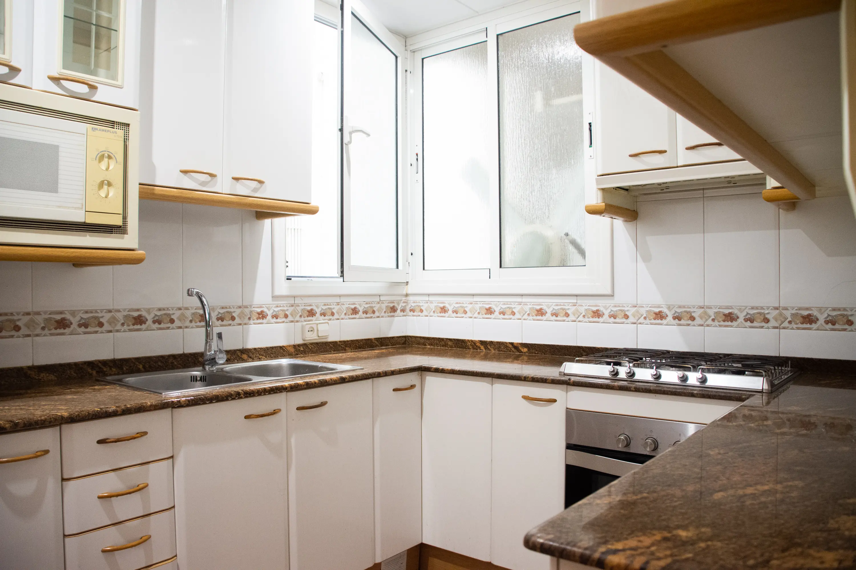 Kitchen 1