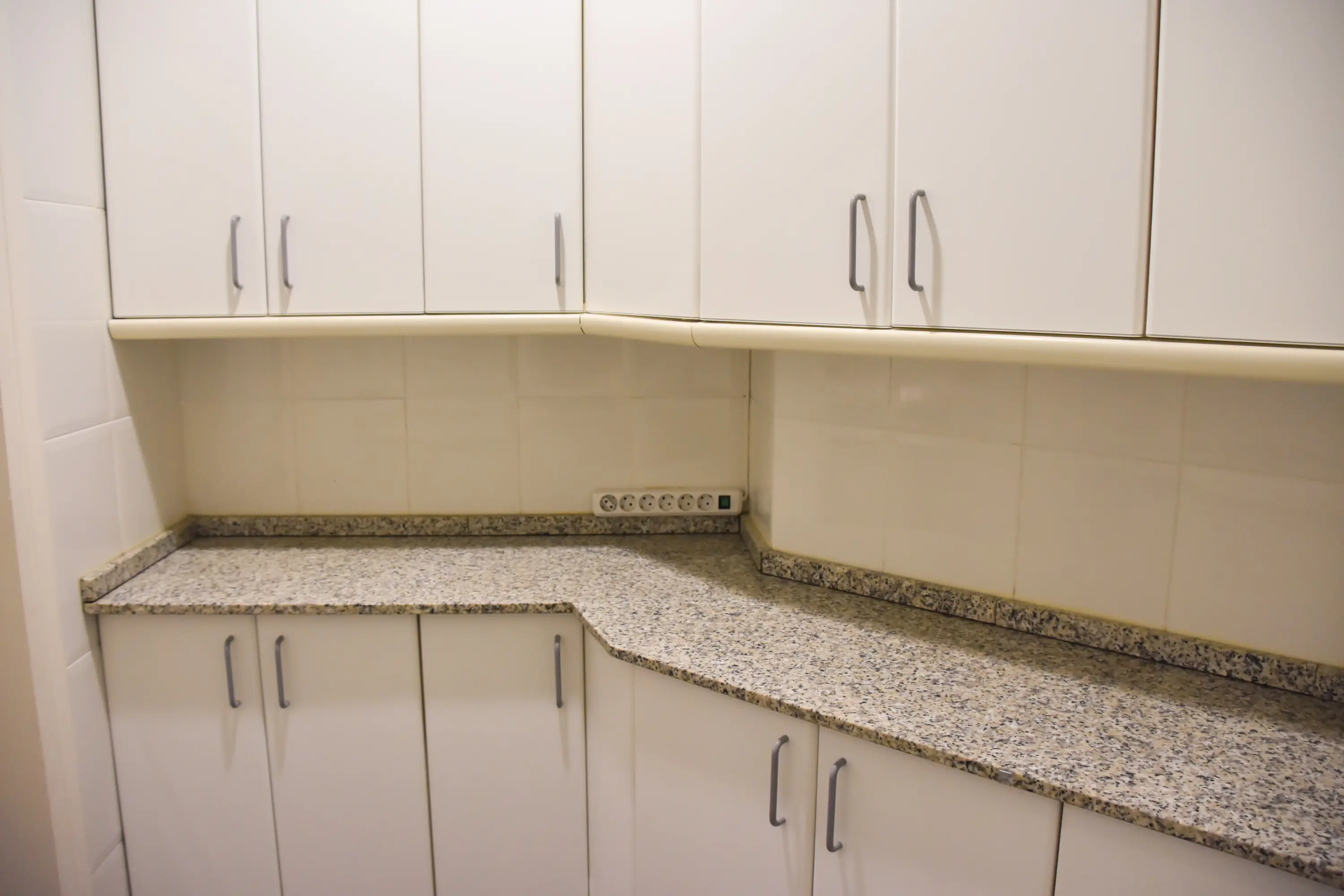 Kitchen 4