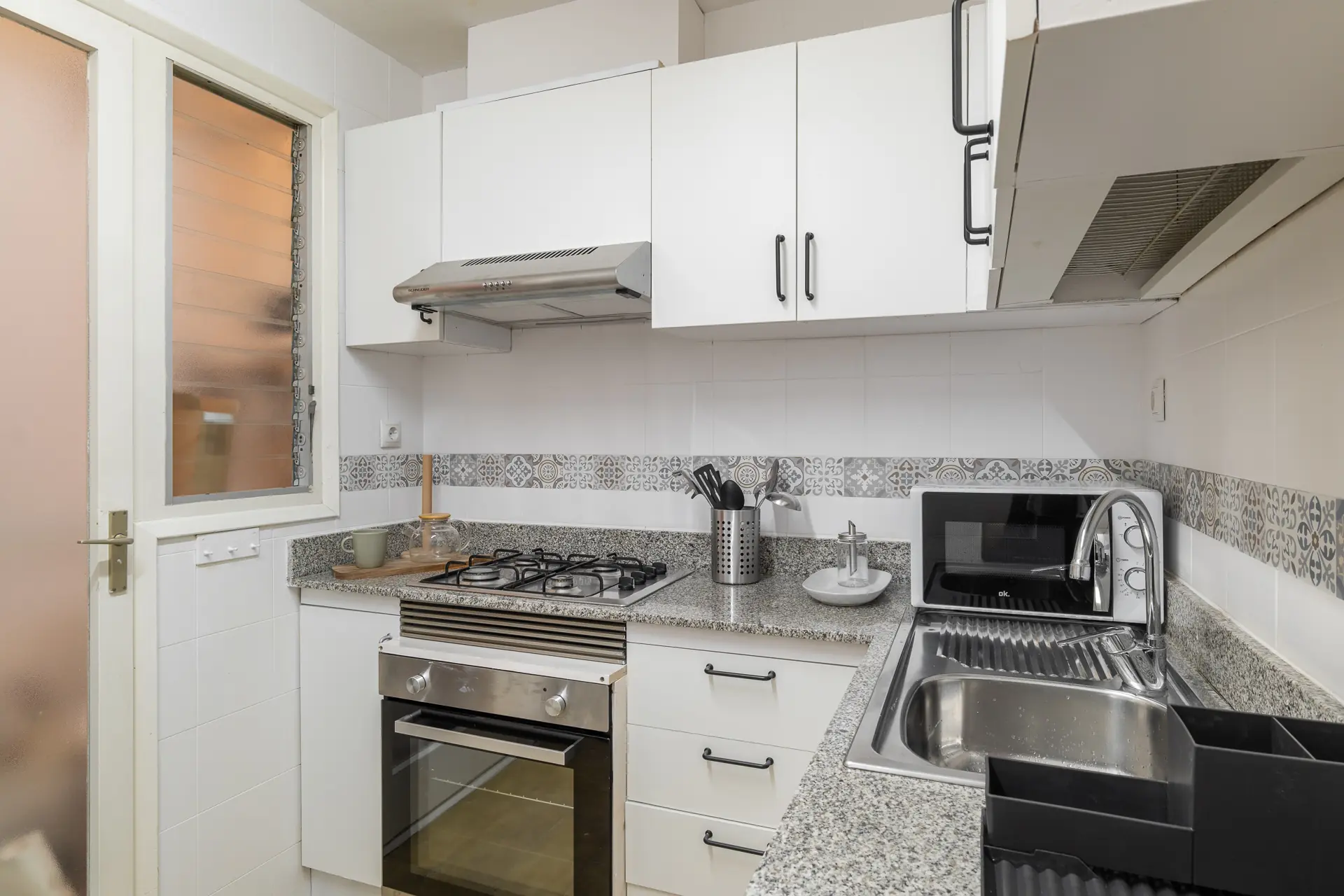 Kitchen 1