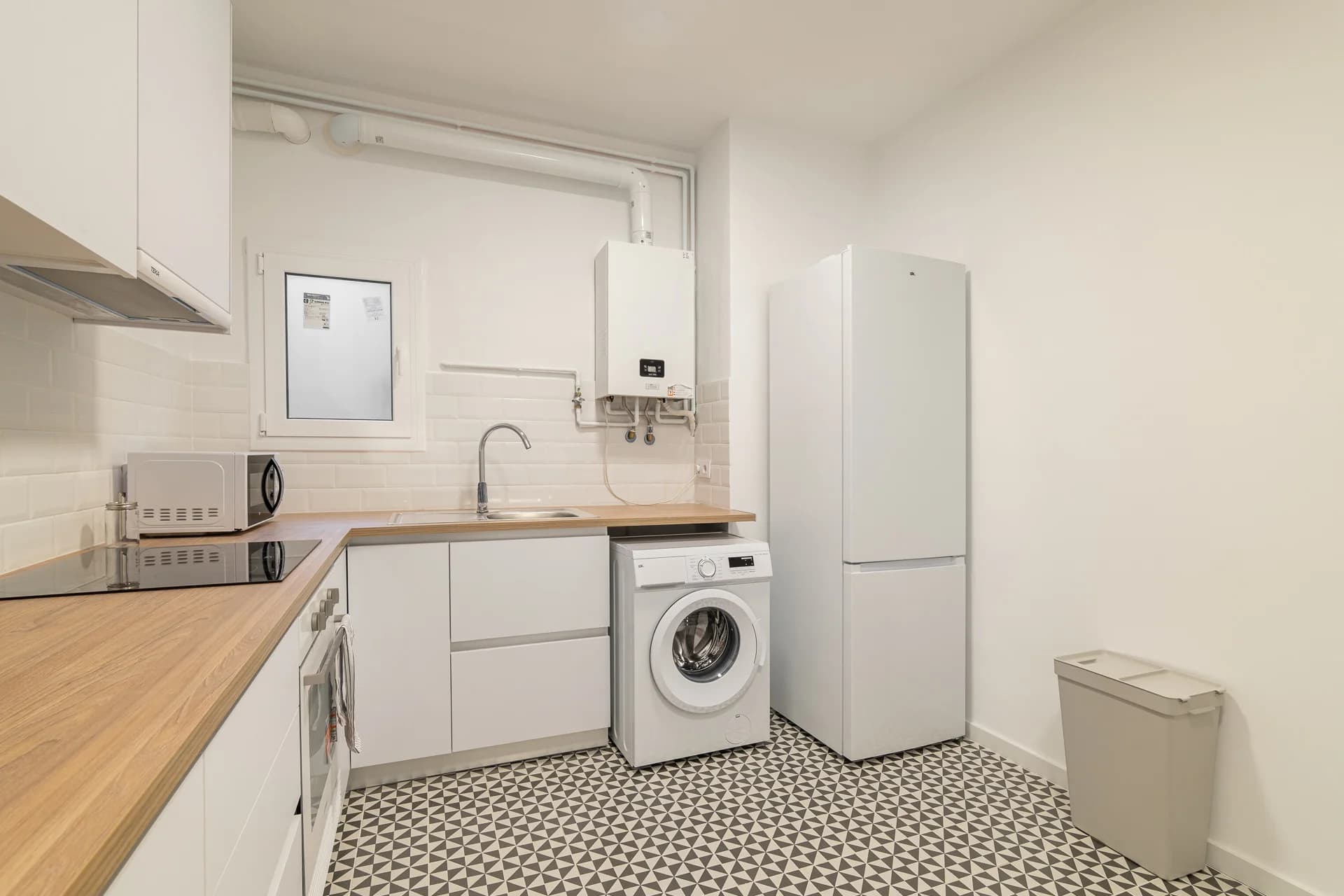 Kitchen 2