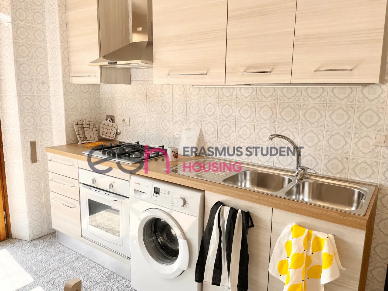 Kitchen 2
