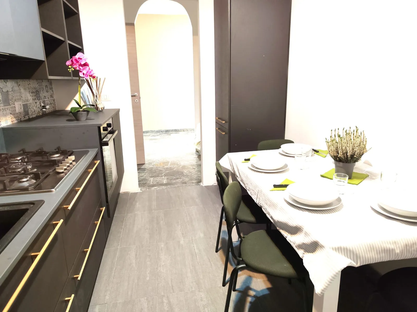Kitchen 1